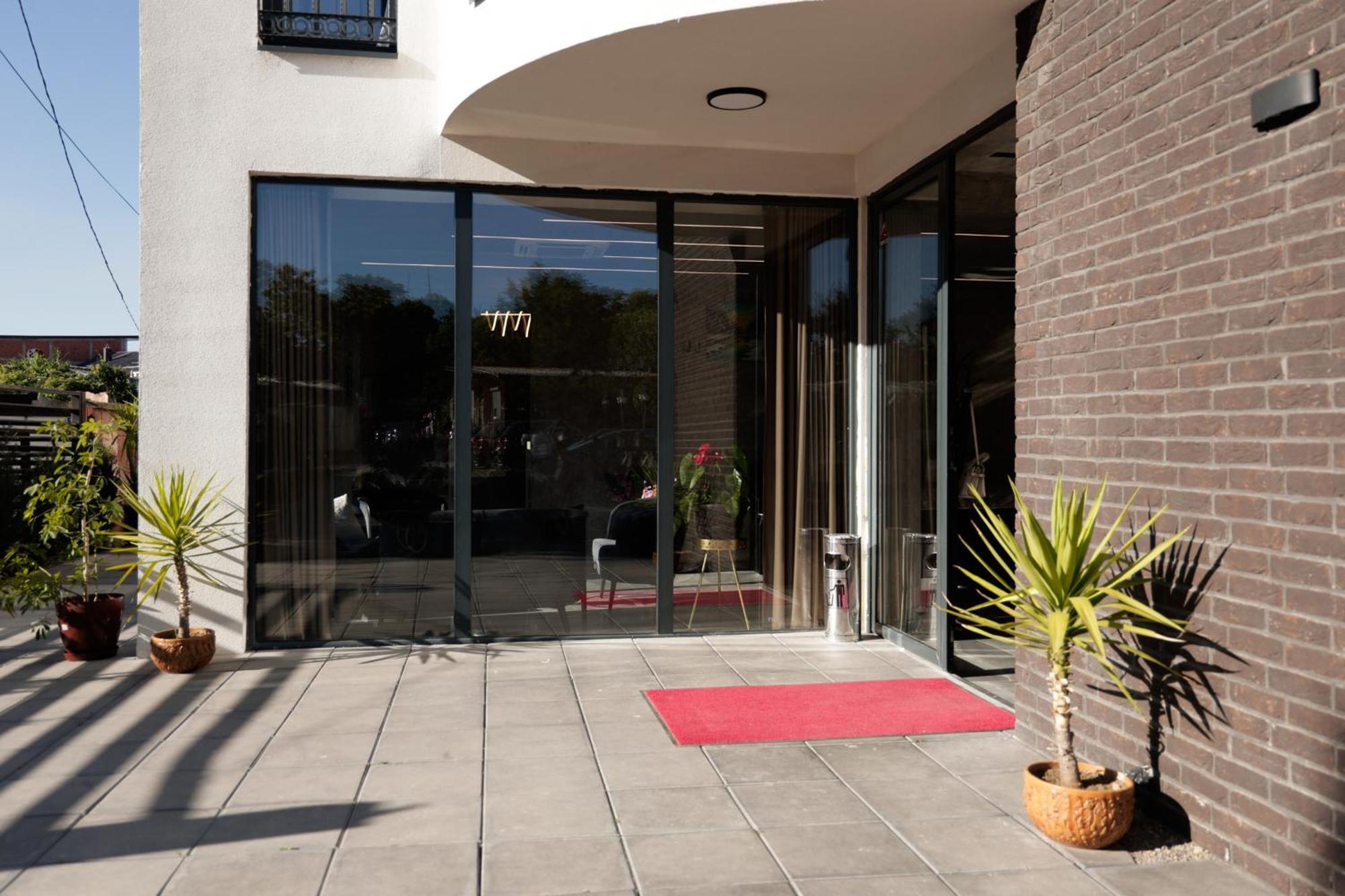 פרישטינה Vetus Hotel מראה חיצוני תמונה